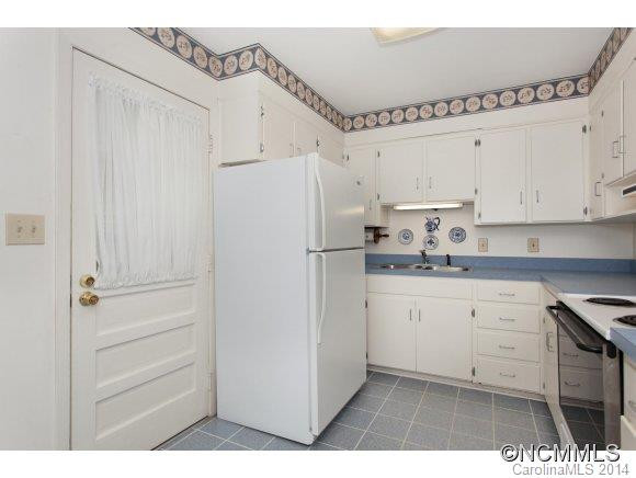 9 Brucemont Place - Photo 10