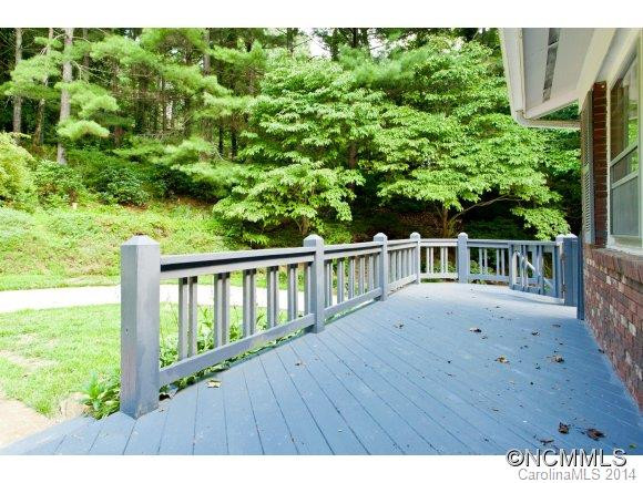 31 Springwood Drive - Photo 2