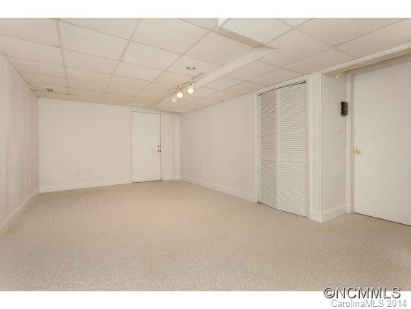31 Springwood Drive - Photo 17