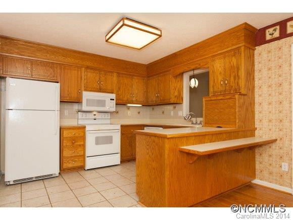 31 Springwood Drive - Photo 5