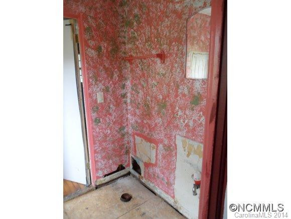 205 Carolina Avenue - Photo 11