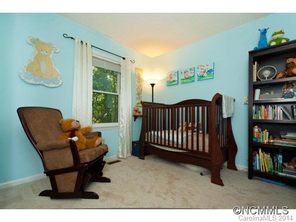 15 Sheppard - Photo 16