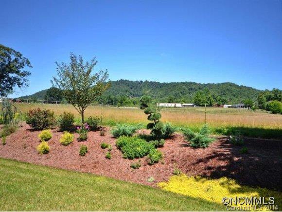 48 WOODFERN ROAD - Photo 23