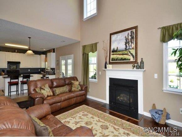 48 WOODFERN ROAD - Photo 7