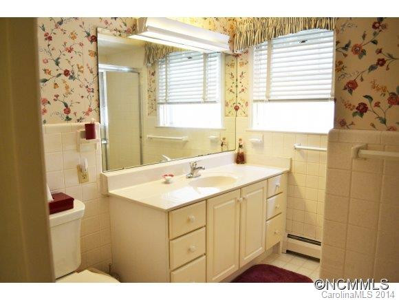 1220 Woodmont - Photo 11