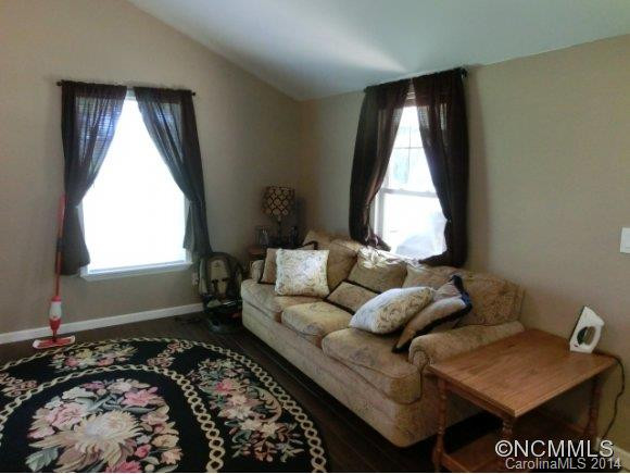 55 Reynolds School Rd - Photo 2