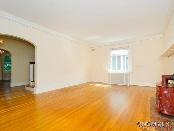 12 Westchester - Photo 3
