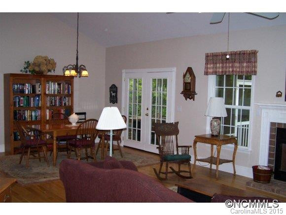 361 Plantation Drive - Photo 8