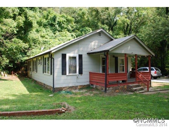 19 Woodfin Ave