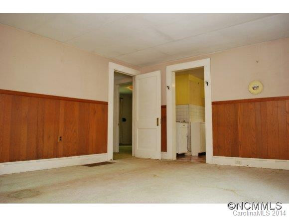 19 Woodfin Ave - Photo 16