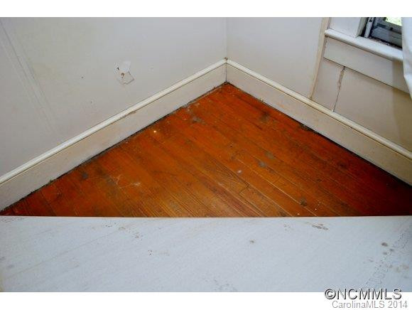 19 Woodfin Ave - Photo 6