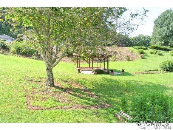 272 Delphia Drive - Photo 11