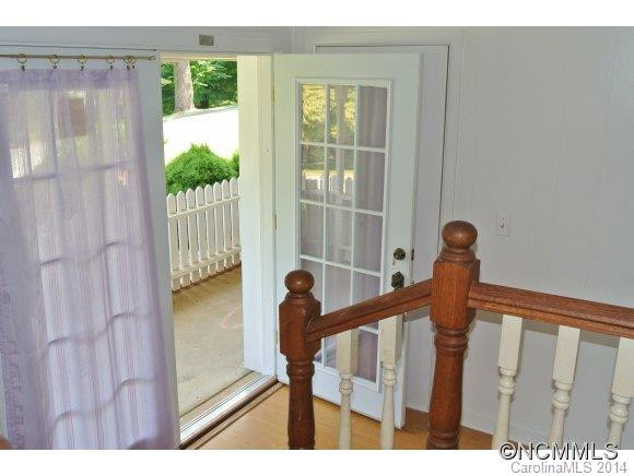 272 Delphia Drive - Photo 7