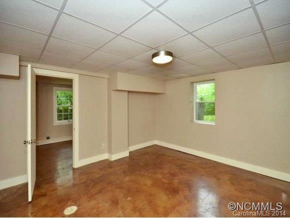 27 TOWN VIEW DRIVE - Photo 12