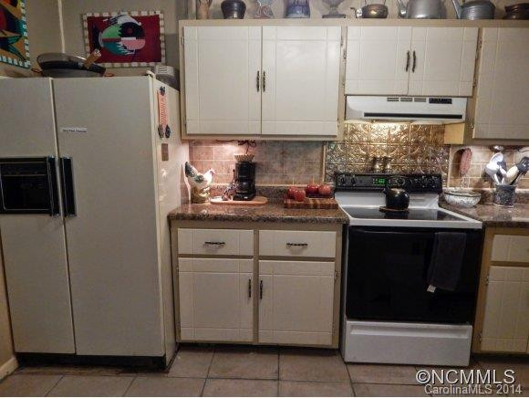 217 Short Michigan Avenue - Photo 4