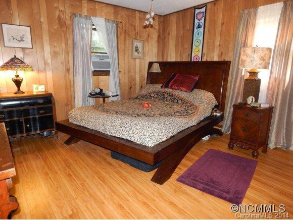 217 Short Michigan Avenue - Photo 9