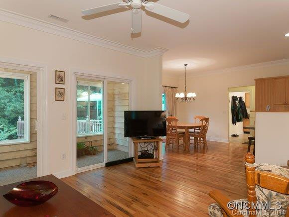 217 Faw Drive - Photo 3