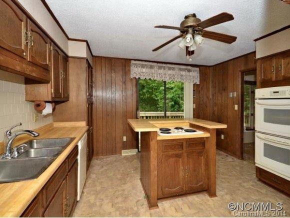 11 CREASMAN PLACE - Photo 4