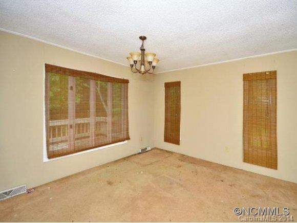 11 CREASMAN PLACE - Photo 5