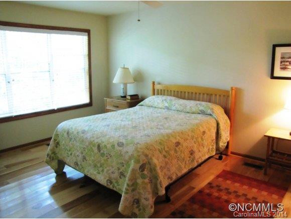 305 Laurel Park Place - Photo 12