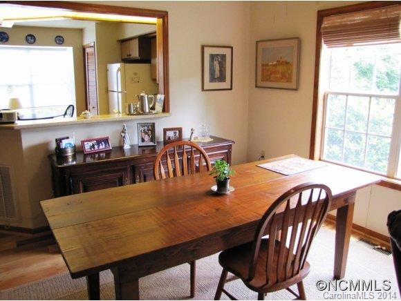 305 Laurel Park Place - Photo 4