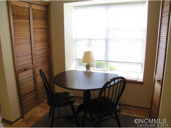 305 Laurel Park Place - Photo 6