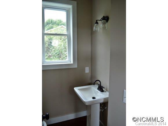32 Burk Street - Photo 6
