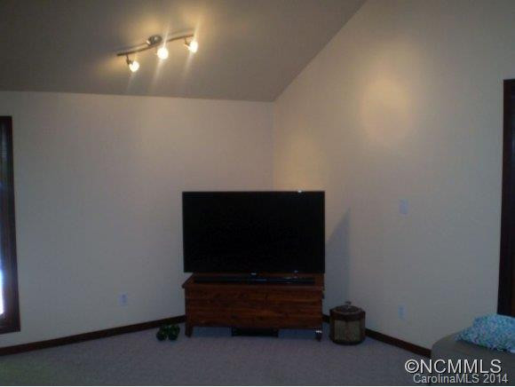 16 Firelfy Road - Photo 9