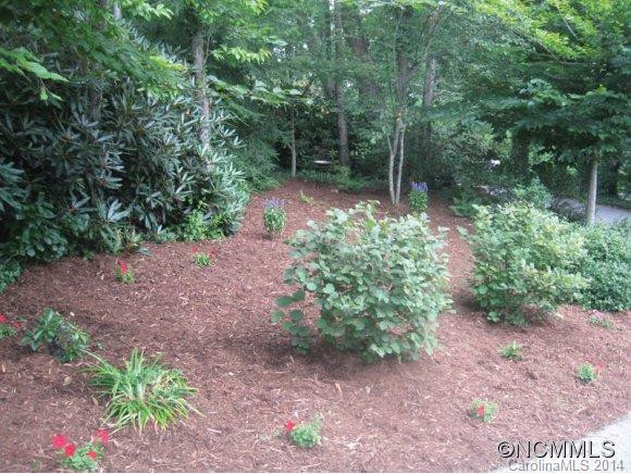 226 Hawthorne Drive - Photo 13
