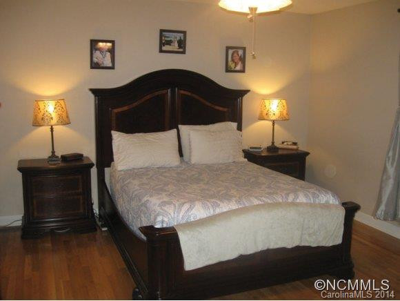 226 Hawthorne Drive - Photo 7