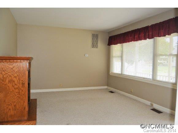 30 Gum Street - Photo 4