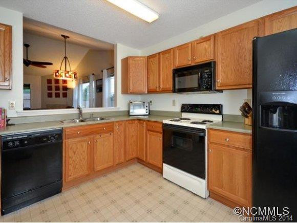 2406 Deermouse Way - Photo 4