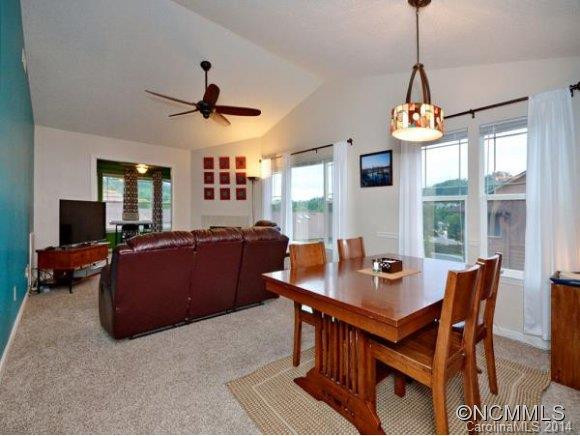 2406 Deermouse Way - Photo 5