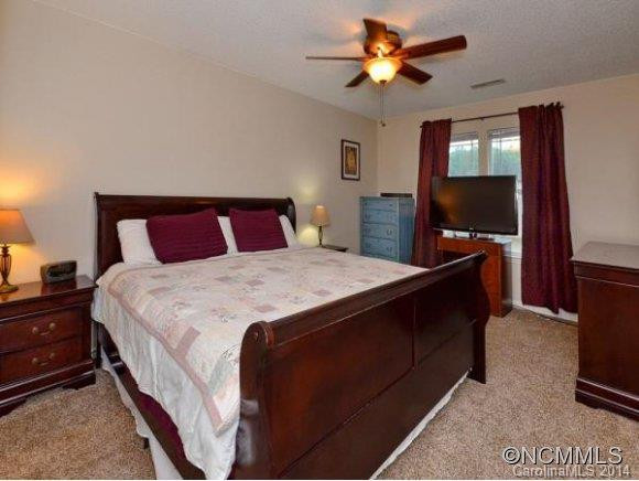 2406 Deermouse Way - Photo 6