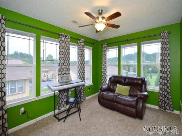 2406 Deermouse Way - Photo 9