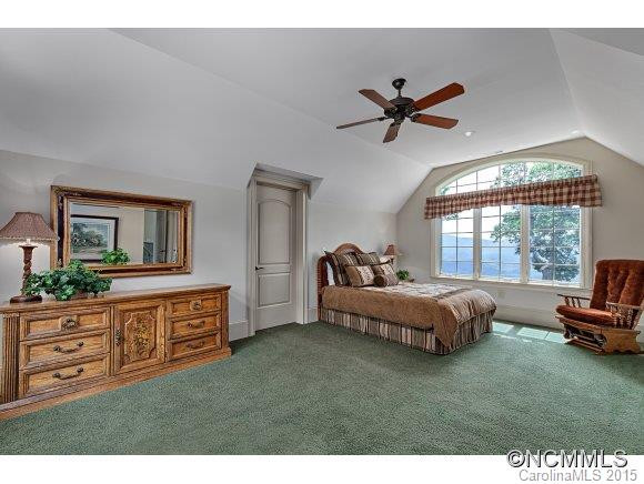 637 Altamont View - Photo 16