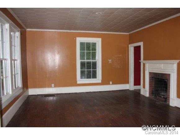 203 N. Mitchell St. - Photo 2