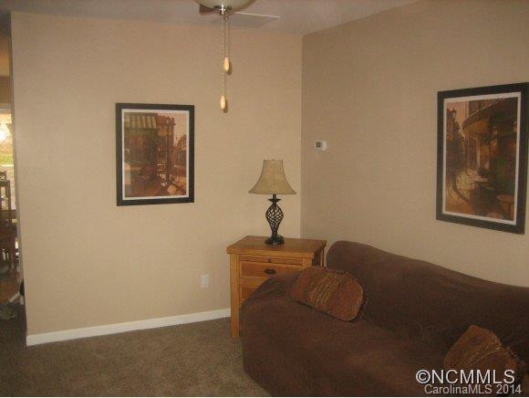 2 English Ivy Road - Photo 3