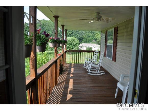 71 Curtis Dr. - Photo 13