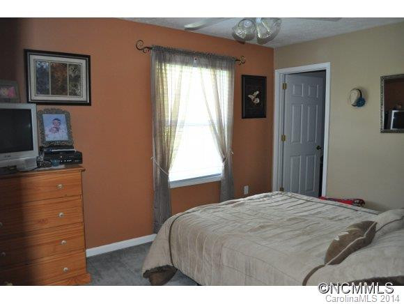 71 Curtis Dr. - Photo 16