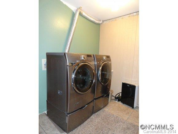4 Caroline Dr. - Photo 18