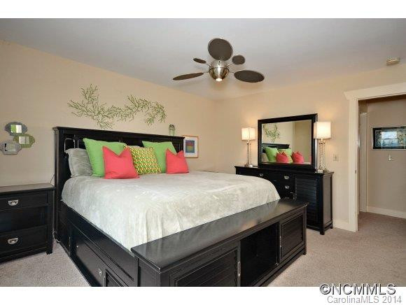 284 Riverview Drive - Photo 13