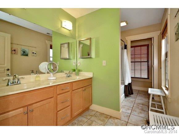284 Riverview Drive - Photo 14
