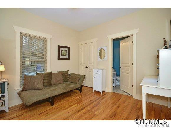 284 Riverview Drive - Photo 18