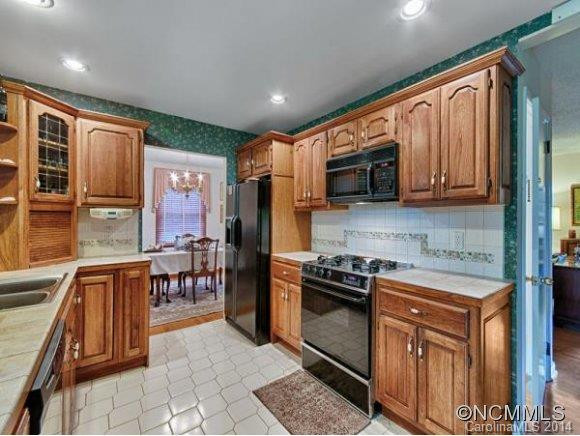34 SHEPPARD DR - Photo 8