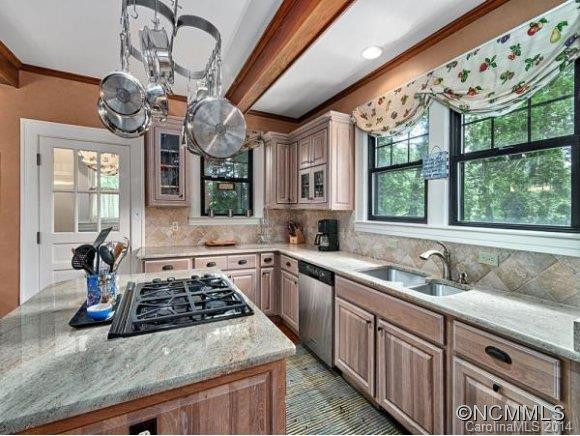 258 Stratford Road - Photo 9