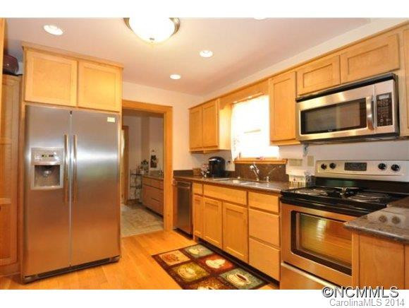 747 Meadow Crest Road - Photo 12