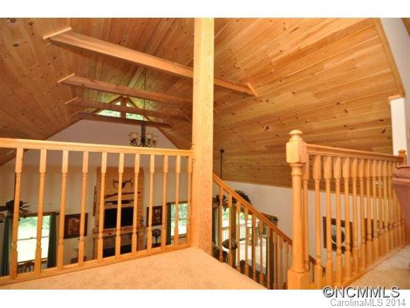747 Meadow Crest Road - Photo 19