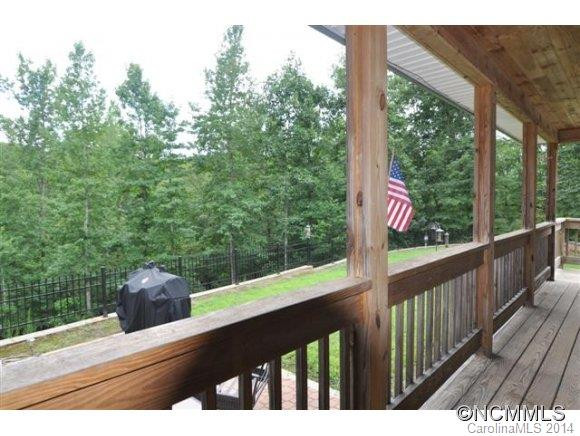 747 Meadow Crest Road - Photo 8