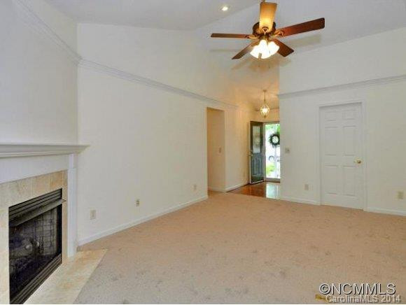 333 Charlestown Drive - Photo 3